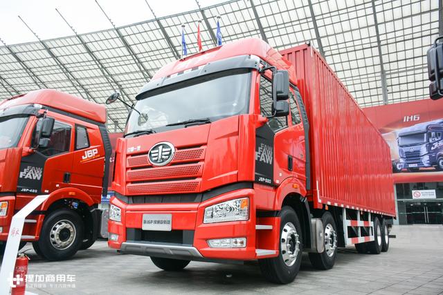 同样的9米6货箱能多拉一吨货?解放J6P前四后八载货车配置很到位 - 第1张 - 提加商用车网 同样的9米6货箱能多拉一吨货?解放J6P前四后八载货车配置很到位 - 第1张