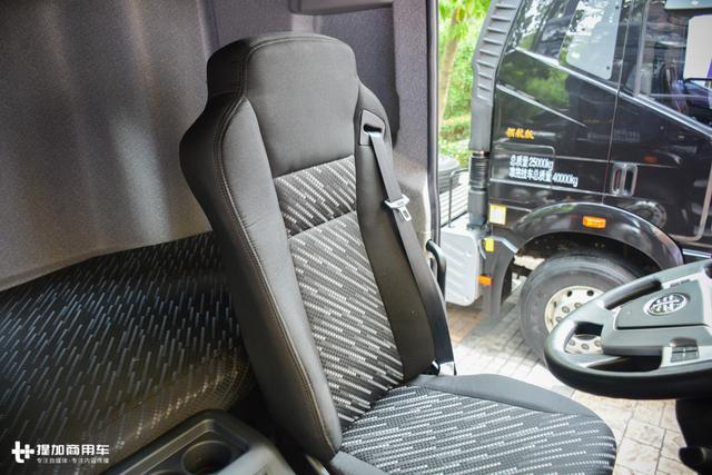 部队汽车兵转业，经历像本书，54岁的解放卡车老司机访谈 - 第3张