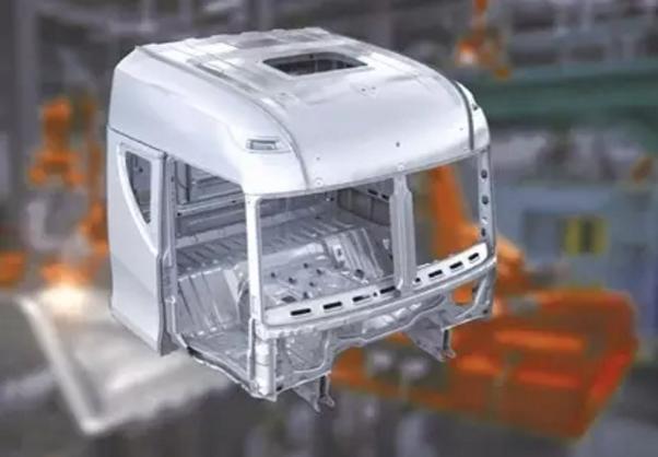 驾驶室后移1米多救人命 华菱星马牵引车也做到了