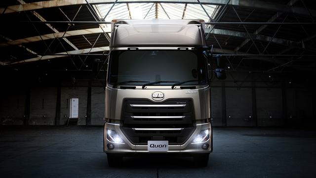 东风天龙原型车 日本UD卡车再次改款可以媲美沃尔沃 - 第3张 - 提加商用车网 东风天龙原型车 日本UD卡车再次改款可以媲美沃尔沃 - 第3张