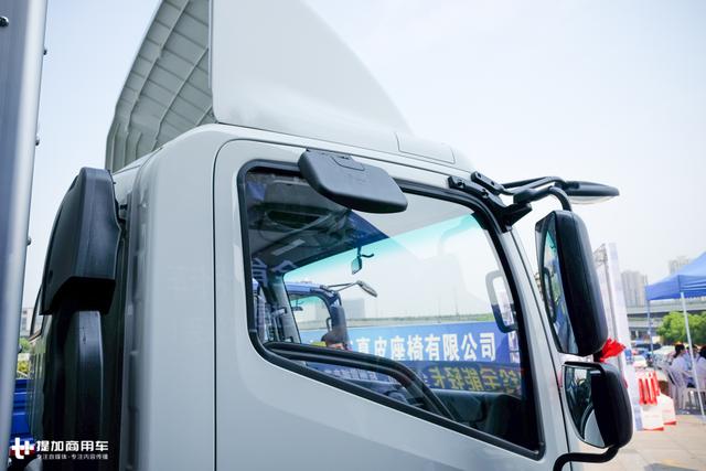 配置向重卡看齐,还能上蓝牌?江淮帅铃全能轻卡深度解析 - 第14张 - 提加商用车网 配置向重卡看齐,还能上蓝牌?江淮帅铃全能轻卡深度解析 - 第14张