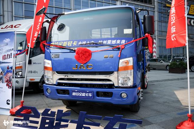 配福田康明斯ISF3.8发动机,江淮帅铃新款栏板轻卡详解 - 第1张 - 提加商用车网 配福田康明斯ISF3.8发动机,江淮帅铃新款栏板轻卡详解 - 第1张