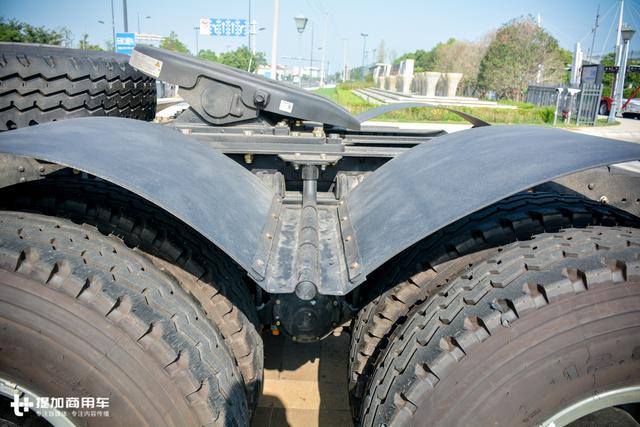 能拉100吨，还可以越野？西康发动机的德龙X3000牵引车详解 - 第17张