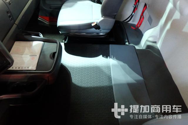 620马力,自动挡,这款前四后八的卡车底盘售价140万起? - 第11张 - 提加商用车网 620马力,自动挡,这款前四后八的卡车底盘售价140万起? - 第11张