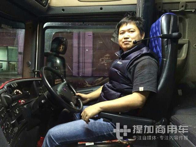 交警不随便拦车，开车就是上下班，在香港开卡车原来是这样的体验 - 第1张