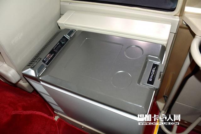 售价70万左右  宇通T7中巴商务车豪华版实拍 - 第12张 - 提加商用车网 售价70万左右  宇通T7中巴商务车豪华版实拍 - 第12张