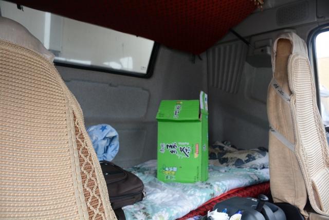 给人开车也很辛苦？运营两年的解放J6 8X4冷藏车实拍 - 第13张