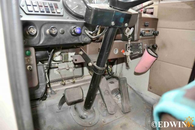 依然还皮实耐用？20多年的日本三菱吊车实拍 - 第24张
