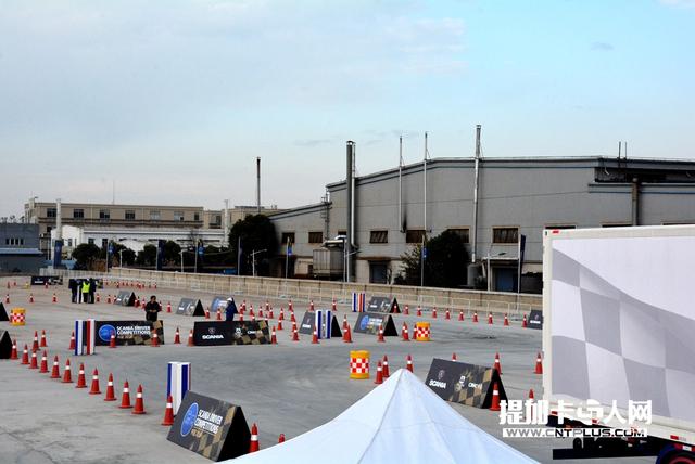 难倒一堆老司机 斯堪尼亚卡车驾驶员大赛遭遇最难总决赛？ - 第11张