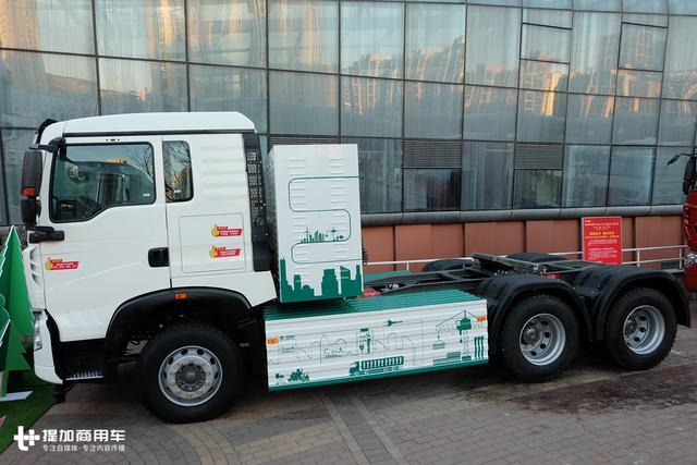 配置提升,国产重卡崛起,带您回顾2017年国内重卡市场的十大事件 - 第3张 - 提加商用车网 配置提升,国产重卡崛起,带您回顾2017年国内重卡市场的十大事件 - 第3张