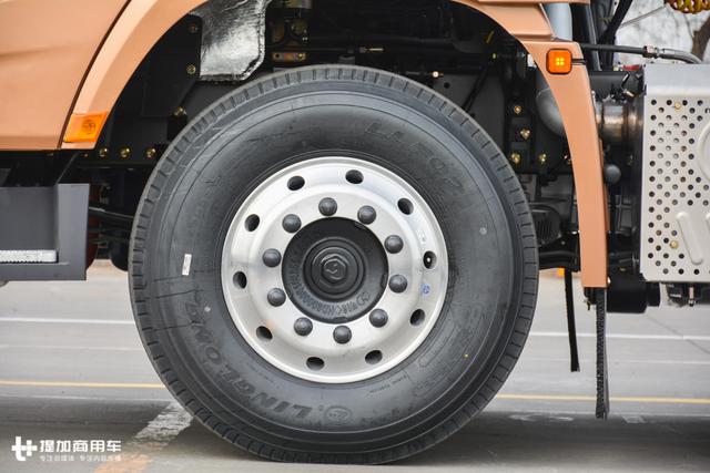 车载饮水机+液力缓速器,陕汽新推出的这款纪念版卡车好看又实用 - 第18张 - 提加商用车网 车载饮水机+液力缓速器,陕汽新推出的这款纪念版卡车好看又实用 - 第18张