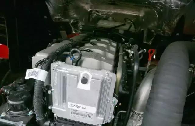 潍柴发动机+空气悬架，可选液力缓速器，格尔发新品底盘大升级