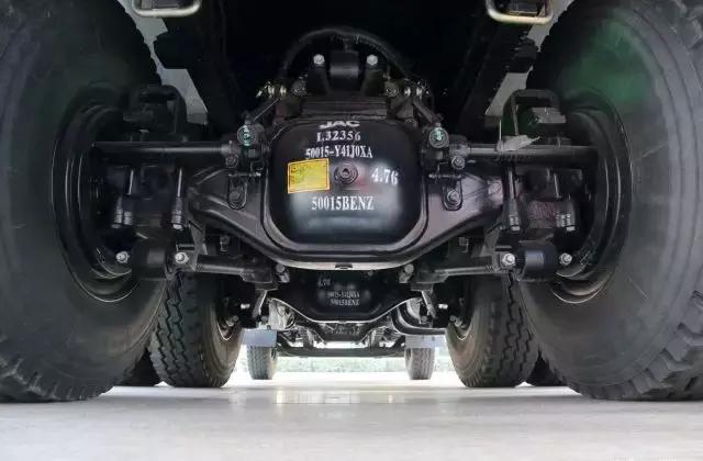 潍柴发动机+空气悬架，可选液力缓速器，格尔发新品底盘大升级