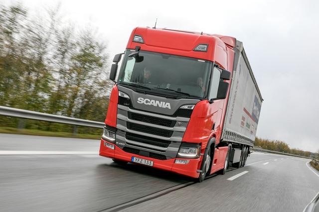 奔驰、沃尔沃、斯堪尼亚谁才是欧洲最强卡车？斯堪尼亚略胜一筹！ - 第19张