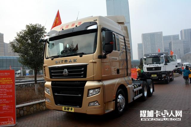 重汽最强技术卡车亮相 汕德卡今年目标还是国产第一高端重卡 - 第6张 - 提加商用车网 重汽最强技术卡车亮相 汕德卡今年目标还是国产第一高端重卡 - 第6张