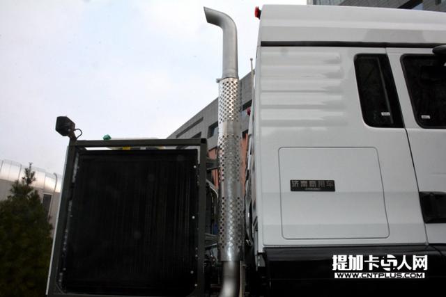 200吨级别？中国重汽新款6X6全驱大件牵引车详解 - 第14张