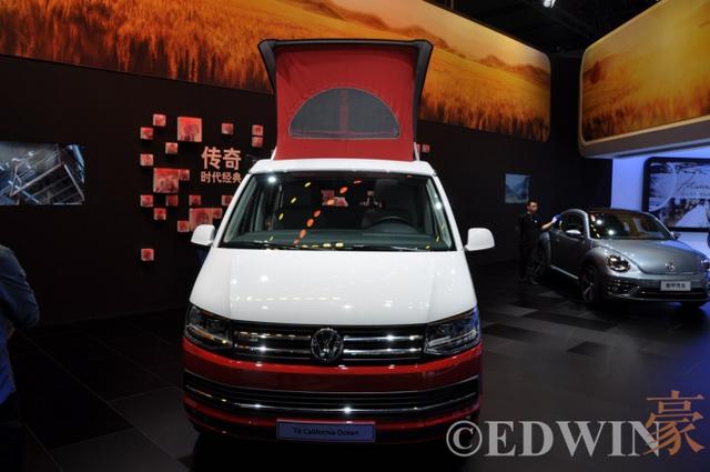 7座车型竟然有房车的豪华配置 大众T6野营车实拍评测 - 第2张 - 提加商用车网 7座车型竟然有房车的豪华配置 大众T6野营车实拍评测 - 第2张