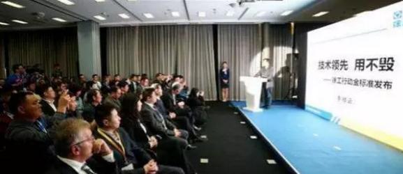 上市一年就销量过万 徐工做重卡也能卖的这么好? - 第8张 - 提加商用车网 上市一年就销量过万 徐工做重卡也能卖的这么好? - 第8张