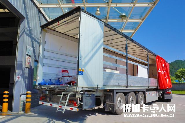 超级单胎+空气悬挂 细品德国施密茨软篷帘布挂车底盘篇 - 第17张