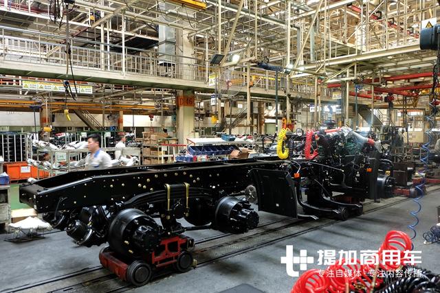 J6重卡是怎么生产的？深入解放卡车厂揭秘J6重卡生产过程
