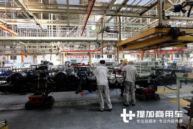 J6重卡是怎么生产的？深入解放卡车厂揭秘J6重卡生产过程