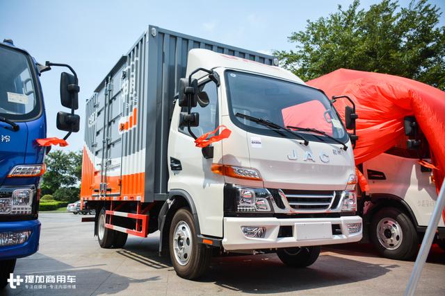 活动价低于8万，最大16.6方货箱，江淮骏铃快递版轻卡无锡上市