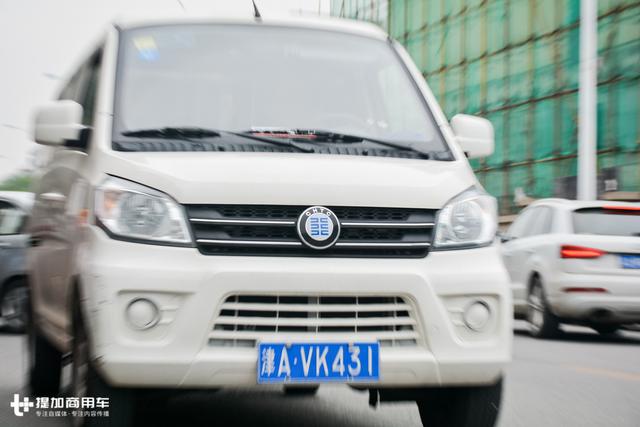 拉货的面包车也流行纯电动了？恒天纯电动面包物流车深度体验评测 - 第4张