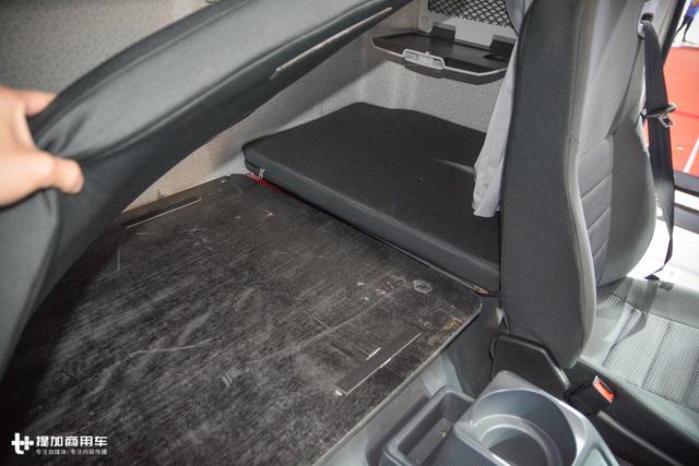 诚意呢？40多万的庆铃新款巨咖重卡，车钥匙还不如面包车的 - 第9张