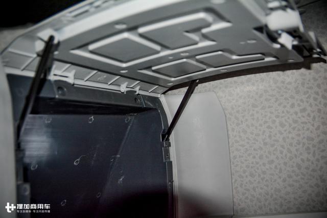诚意呢？40多万的庆铃新款巨咖重卡，车钥匙还不如面包车的 - 第25张
