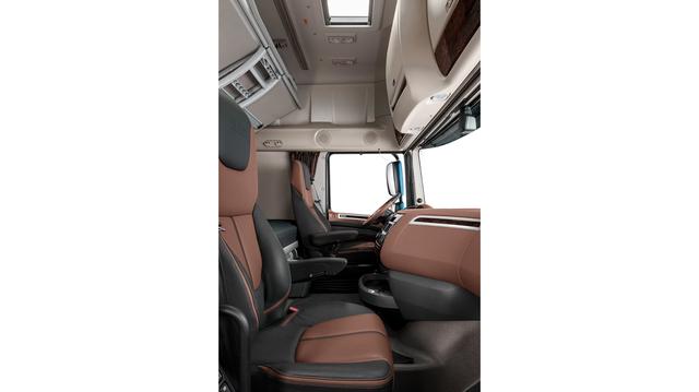 20万公里保养一次，节油再提升7%，达夫新改款卡车全解析 - 第8张