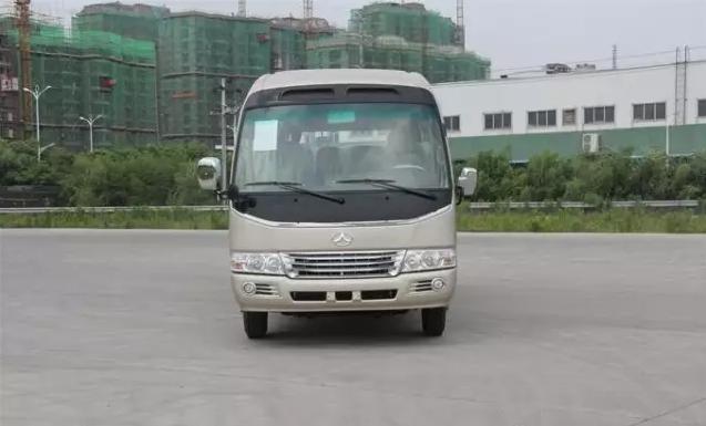 江铃也有一款“考斯特“?江铃晶马新款福尊中巴客车详解 - 第6张 - 提加商用车网 江铃也有一款“考斯特“?江铃晶马新款福尊中巴客车详解 - 第6张