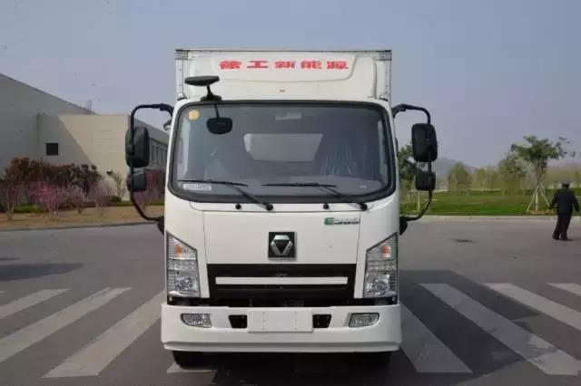 获得新能源汽车生产资质,徐工新能源厢式货车亮相 - 第2张 - 提加商用车网 获得新能源汽车生产资质,徐工新能源厢式货车亮相 - 第2张