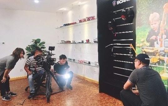 正面回答为何卖那么贵，斯堪尼亚卡车大小S卡卡说第二期即将上线 - 第4张