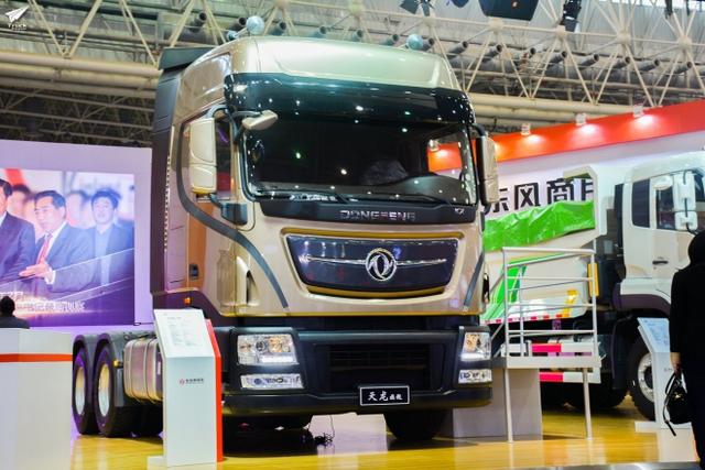 也有低配版 东风天龙旗舰重卡并非“高不可攀” - 第1张 - 提加商用车网 也有低配版 东风天龙旗舰重卡并非“高不可攀” - 第1张