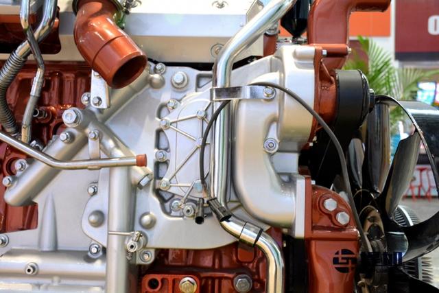 大修里程高达160万 玉柴联合这款卡车发动机要雄起? - 第11张 - 提加商用车网 大修里程高达160万 玉柴联合这款卡车发动机要雄起? - 第11张