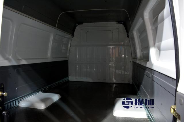 卡车和客车的集合体 五十铃这款物流车有点“怪” - 第5张 - 提加商用车网 卡车和客车的集合体 五十铃这款物流车有点“怪” - 第5张