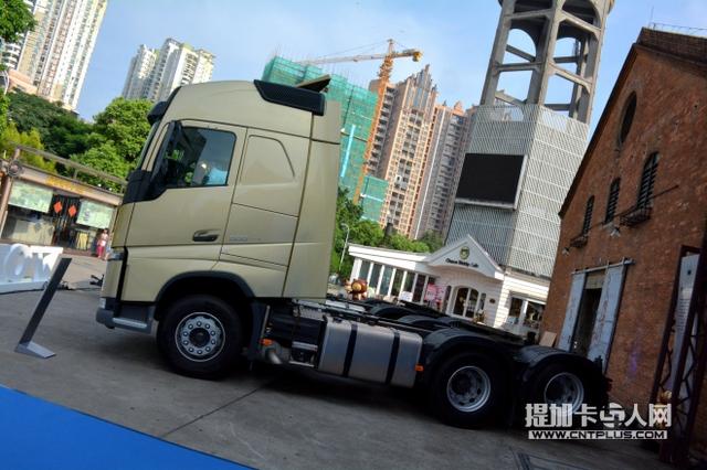 世界第一安全是什么程度?沃尔沃最新款FH牵引车图解 - 第5张 - 提加商用车网 世界第一安全是什么程度?沃尔沃最新款FH牵引车图解 - 第5张