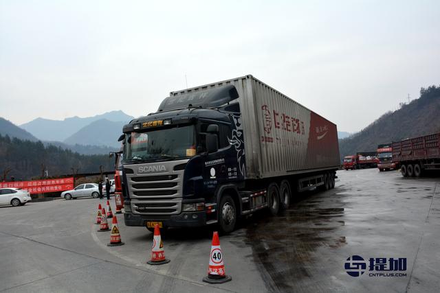 货车不好跑？他们却在不停的购置进口卡车 - 第5张