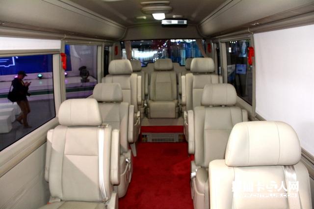 售价70万左右  宇通T7中巴商务车豪华版实拍 - 第9张 - 提加商用车网 售价70万左右  宇通T7中巴商务车豪华版实拍 - 第9张
