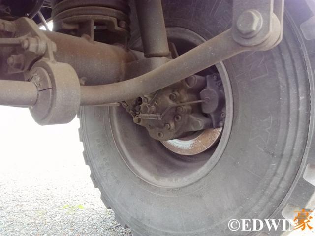 硬派拖拉机?奔驰乌尼莫克U4000越野卡车深度解析 - 第16张 - 提加商用车网 硬派拖拉机?奔驰乌尼莫克U4000越野卡车深度解析 - 第16张