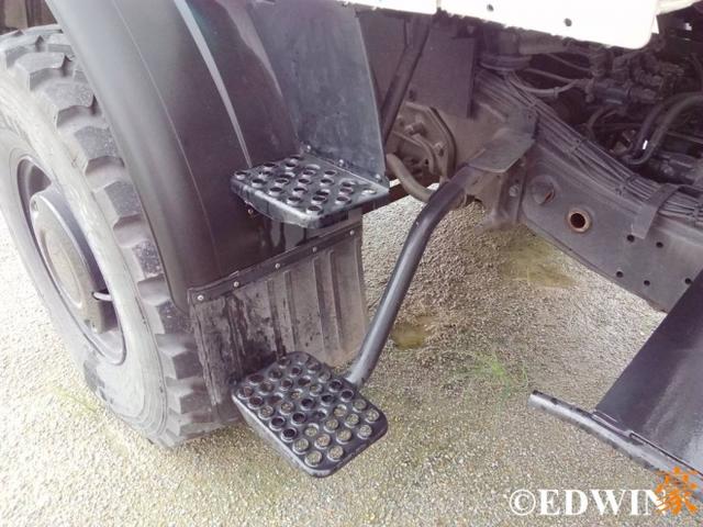 硬派拖拉机?奔驰乌尼莫克U4000越野卡车深度解析 - 第24张 - 提加商用车网 硬派拖拉机?奔驰乌尼莫克U4000越野卡车深度解析 - 第24张