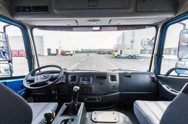 货运环境持续恶化 “过劳”正成为卡车司机的隐形杀手 - 第1张 - 提加商用车网 货运环境持续恶化 “过劳”正成为卡车司机的隐形杀手 - 第1张