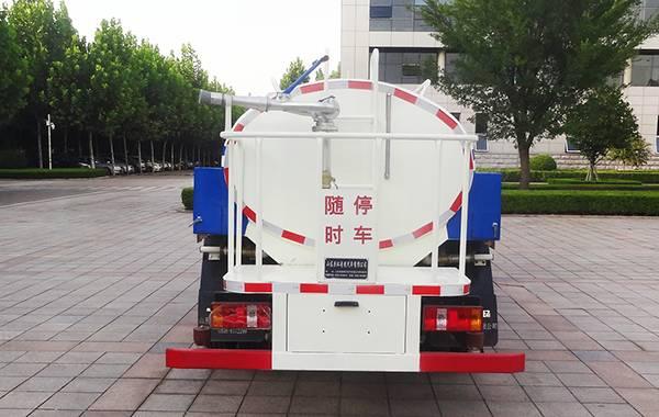 仅4方容量 福田时代新款国五洒水车正式亮相 - 第3张 - 提加商用车网 仅4方容量 福田时代新款国五洒水车正式亮相 - 第3张