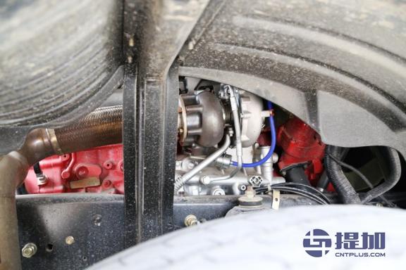 欧系、日系卡车的集合体?华菱汉马H6港口牵引车实拍 - 第9张 - 提加商用车网 欧系、日系卡车的集合体?华菱汉马H6港口牵引车实拍 - 第9张