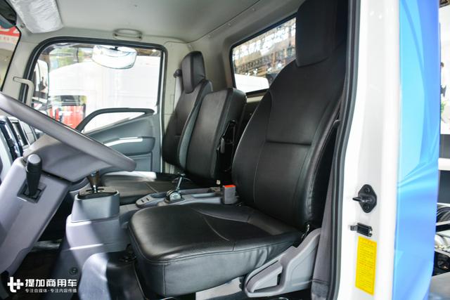 30万的售价只有7万块的做工?考虑用纯电动轻卡拉货的先看这里 - 第5张 - 提加商用车网 30万的售价只有7万块的做工?考虑用纯电动轻卡拉货的先看这里 - 第5张
