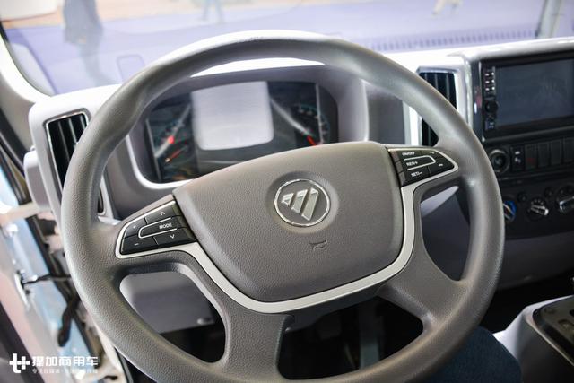 30万的售价只有7万块的做工?考虑用纯电动轻卡拉货的先看这里 - 第7张 - 提加商用车网 30万的售价只有7万块的做工?考虑用纯电动轻卡拉货的先看这里 - 第7张