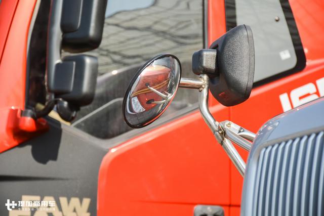 420马力锡柴发动机+免维护车桥+车载冰箱,解放安捷长头卡车图解 - 第5张 - 提加商用车网 420马力锡柴发动机+免维护车桥+车载冰箱,解放安捷长头卡车图解 - 第5张