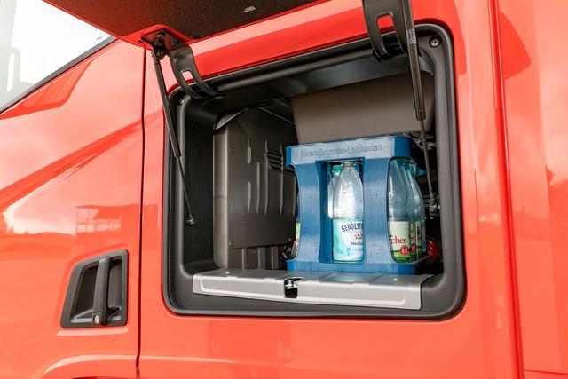 奔驰、沃尔沃、斯堪尼亚谁才是欧洲最强卡车?斯堪尼亚略胜一筹! - 第12张 - 提加商用车网 奔驰、沃尔沃、斯堪尼亚谁才是欧洲最强卡车?斯堪尼亚略胜一筹! - 第12张