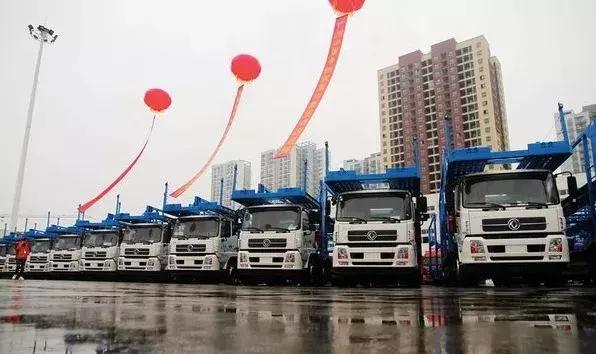 7月1日禁止飞机板轿运车上路，国内已开始中置轴轿运卡车置换潮？