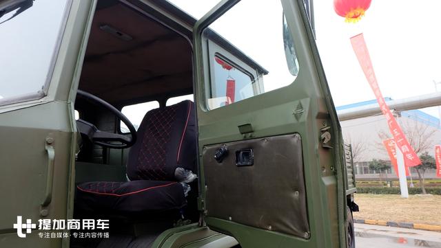 第一代国产越野军车,陕汽就是靠它起家的,延安SX250军车实拍 - 第5张 - 提加商用车网 第一代国产越野军车,陕汽就是靠它起家的,延安SX250军车实拍 - 第5张